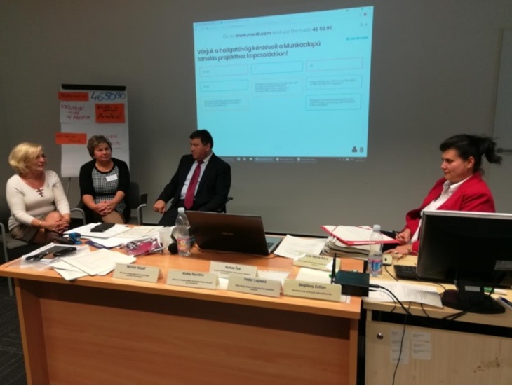 ahol_a_ket_vilag_talalkozik_2