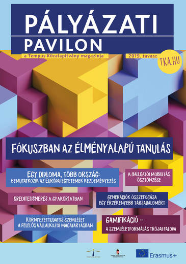 Pályázati Pavilon 2019 tavasz borítóképe Absztrakt színes kocka mozaik háttér design elemmel és kiemelt cikkek címeivel
