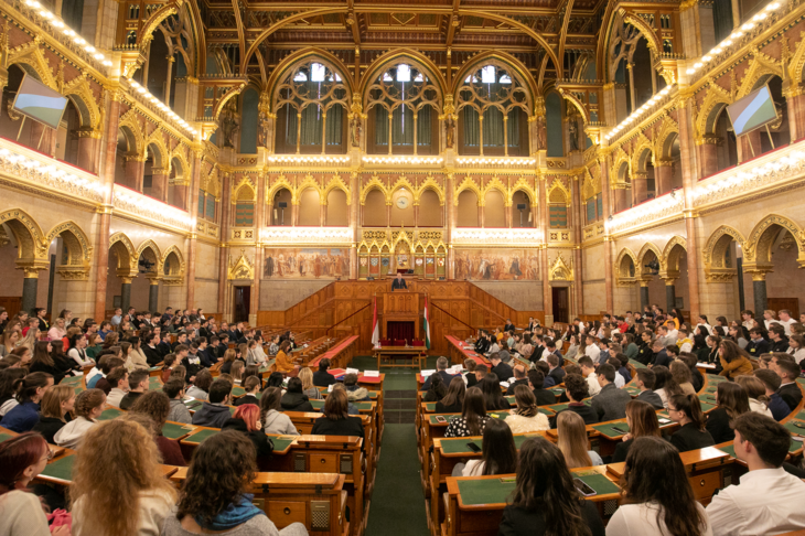 Parlamenti Ifjúsági Nap felhívás Országház