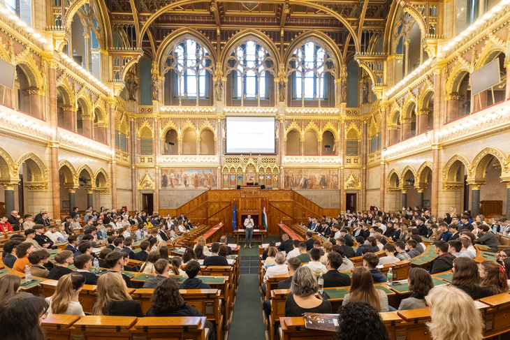 Parlament ülésterem