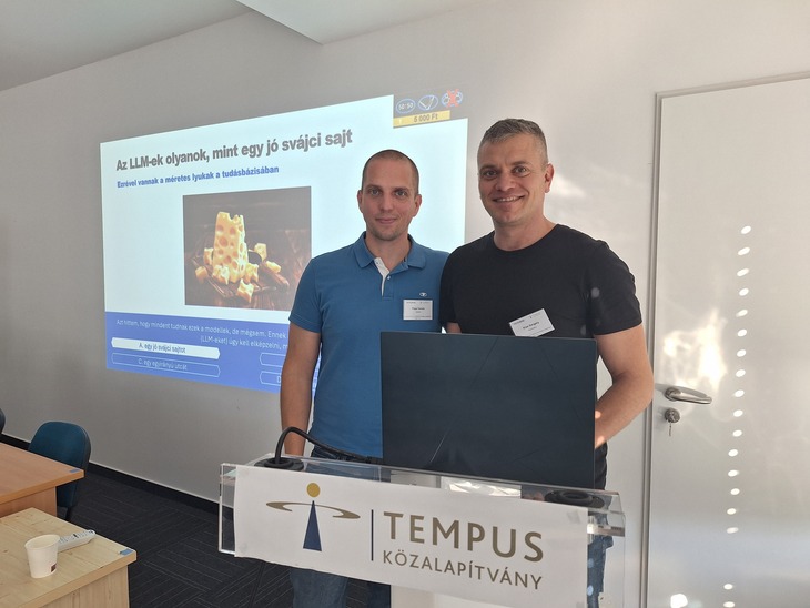 Papp Tamás AI szakértő és Kiss Gergely facilitátor a prezentáció után